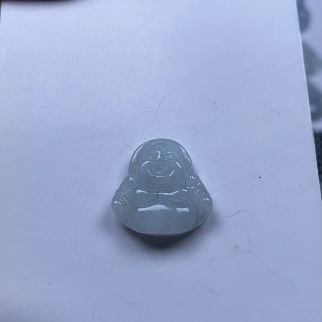 十***诗翡翠未镶嵌颈饰佛公