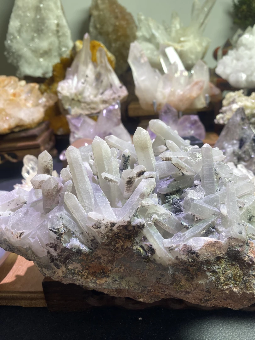 绿皮白水晶簇摆件 矿标 白皮透体中式玄关书房摆设装修摆件轻奢