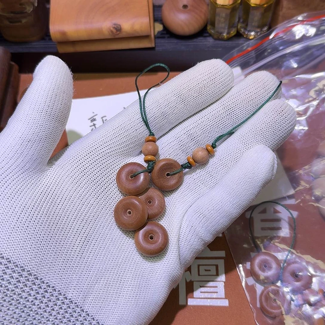 檀香木老山檀香迷你小扣子