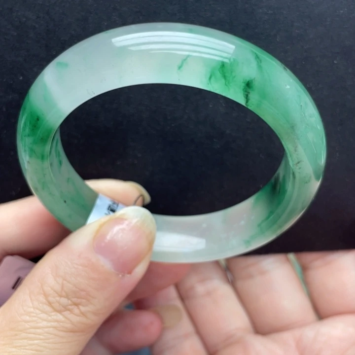 石英质玉未镶嵌手镯51