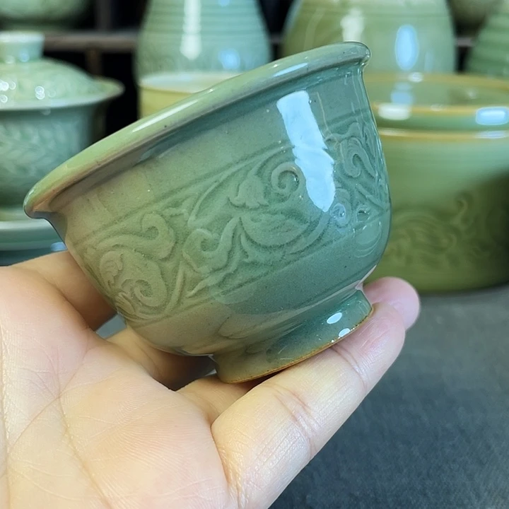 耀州窑宋锦唐草纹主人杯