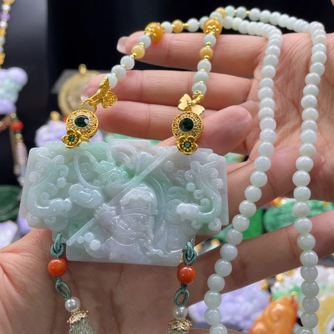 翡翠颈饰未镶嵌代编织