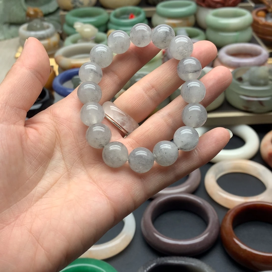 石英岩玉手镯未镶嵌