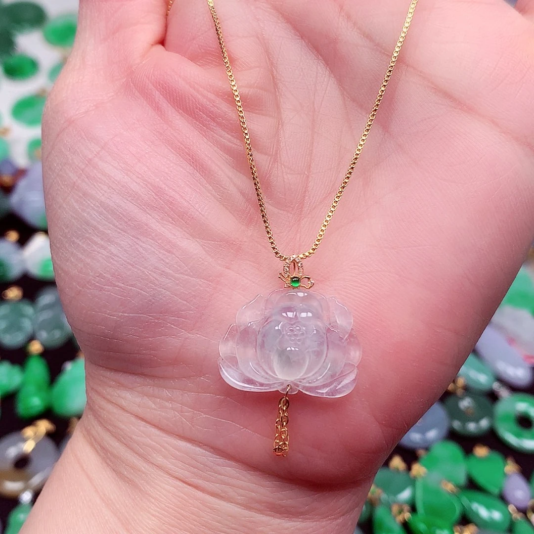 翡翠18K金镶嵌颈饰