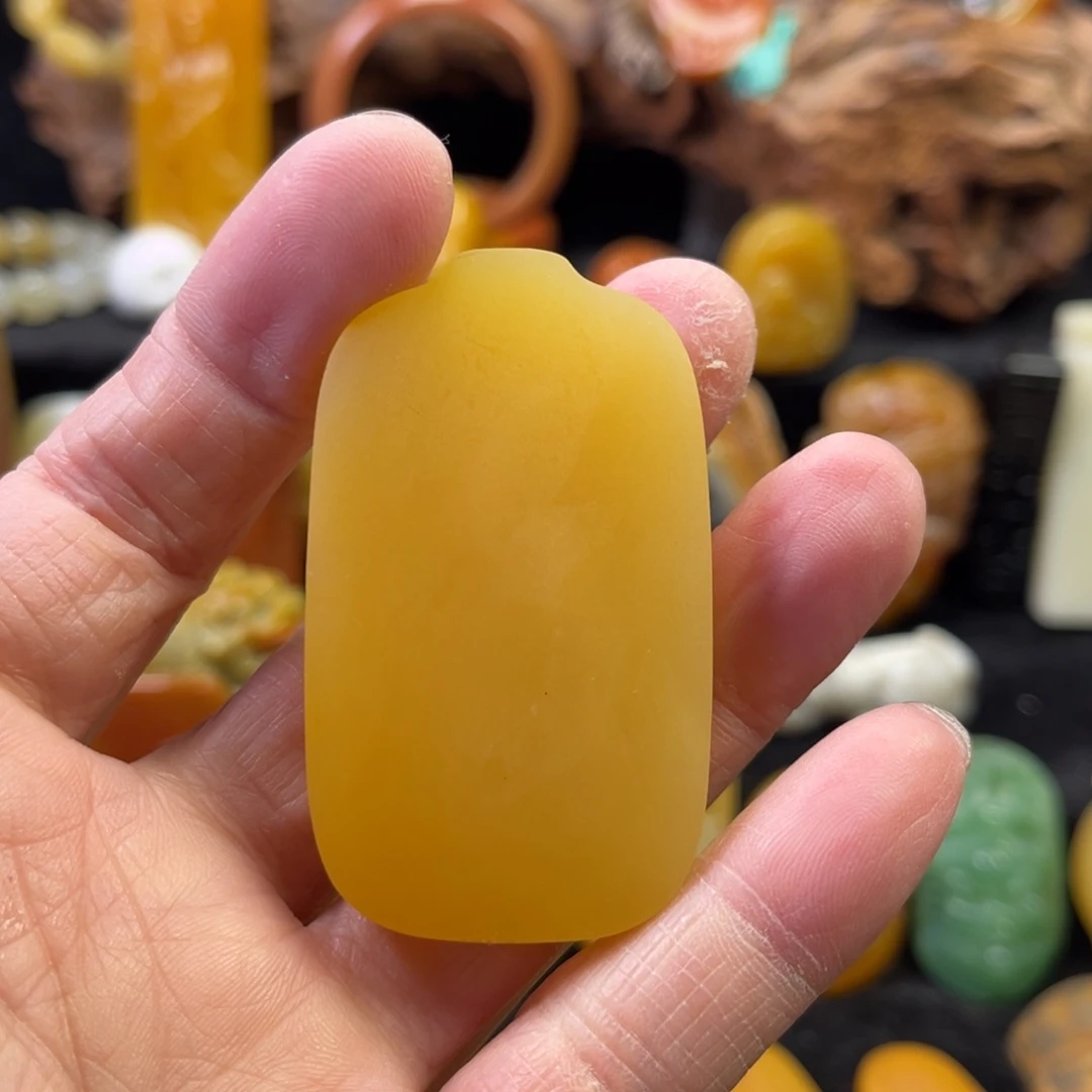 石英质玉未镶嵌无字牌