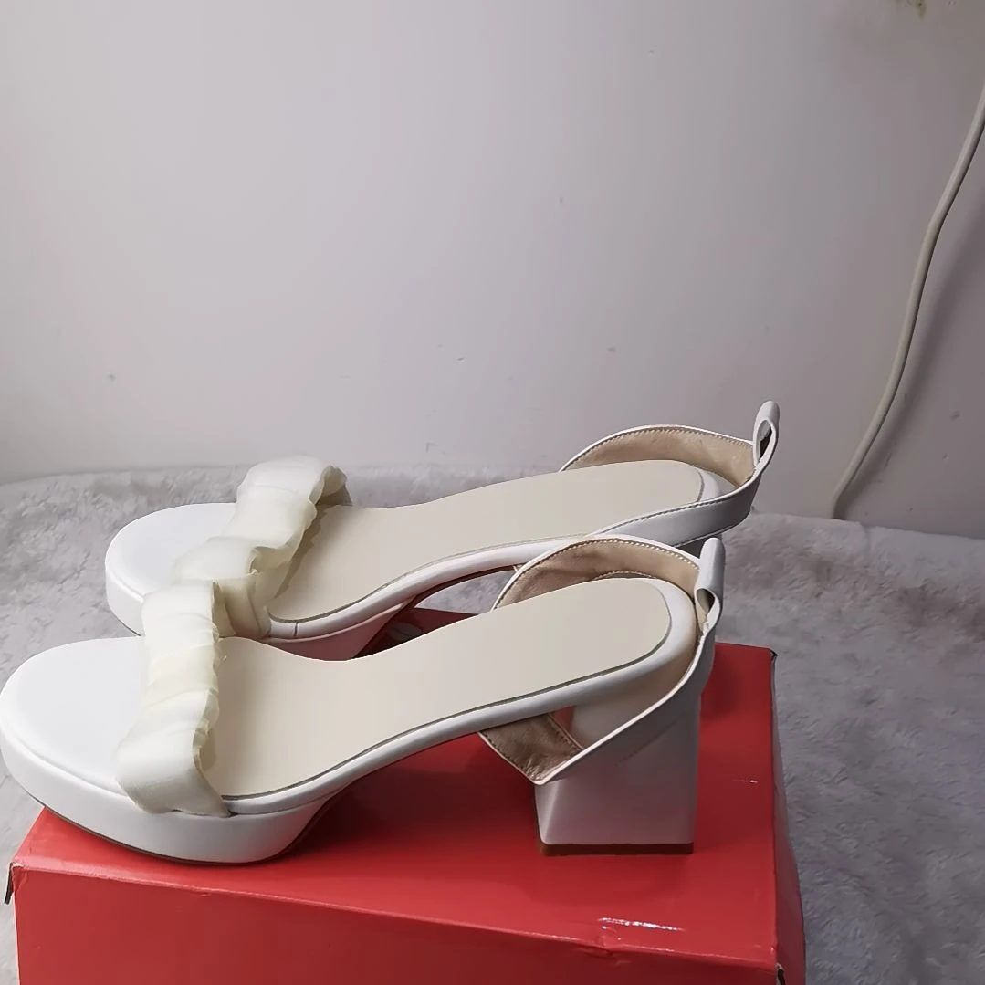 包头凉鞋46码高跟鞋大码1111111