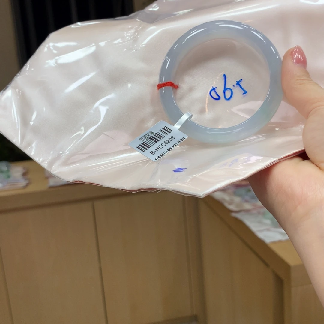 未镶嵌手镯翡翠不退不换