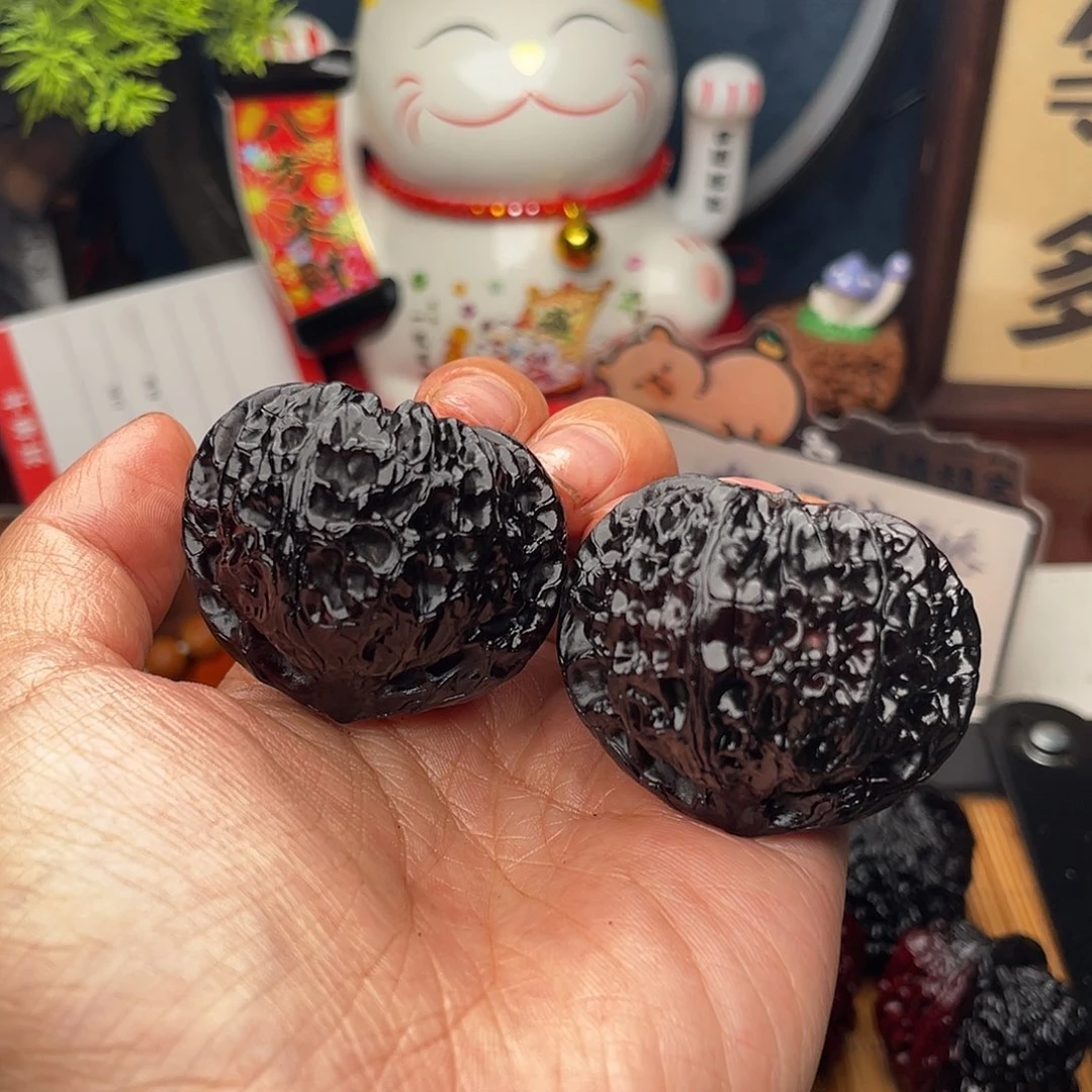 吊坠文玩核桃全黑灯