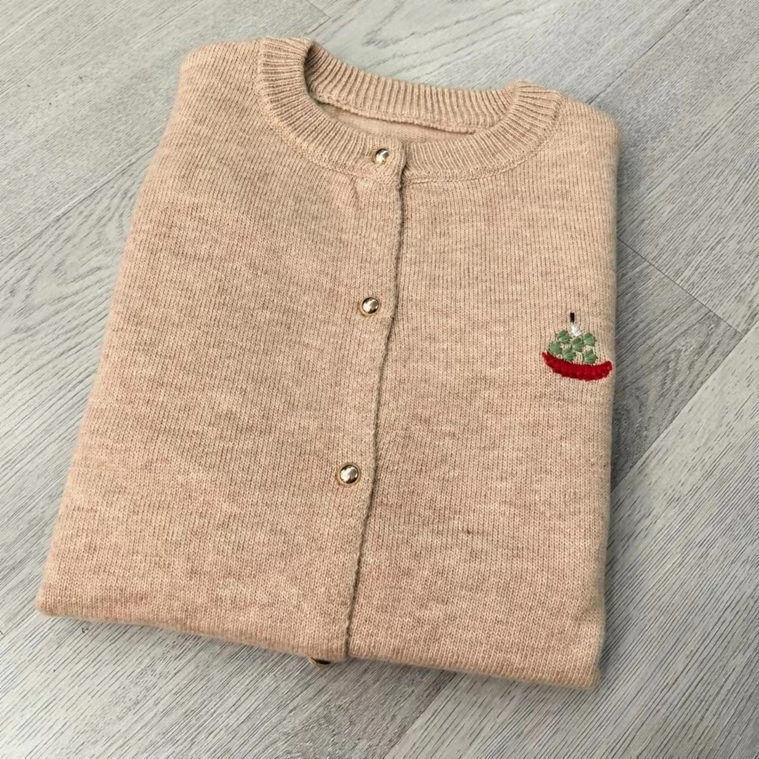 花花/3711-气质新款减龄针织休闲纯色刺绣开衫