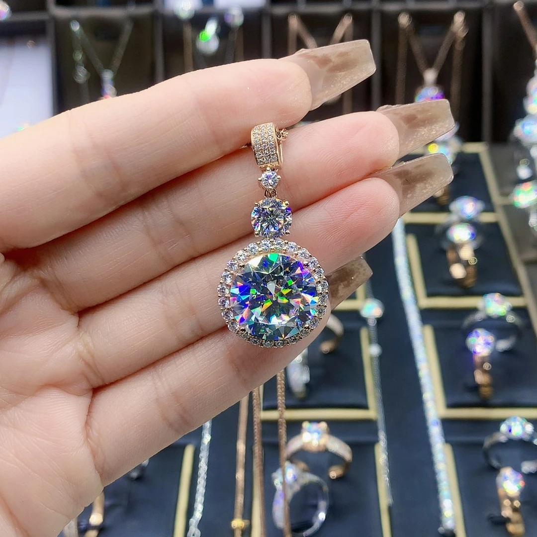 合成碳硅石（莫桑石）吊坠(不含链)18K金镶嵌平**淡