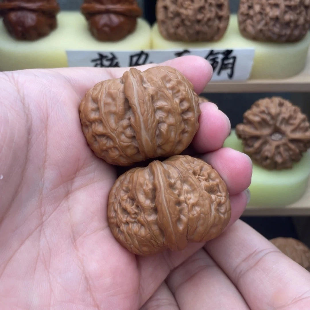 叁***涛文玩核桃吊坠元宝特价40➕