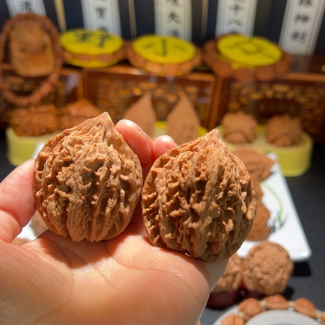 青***凨把件文玩核桃七星龙源