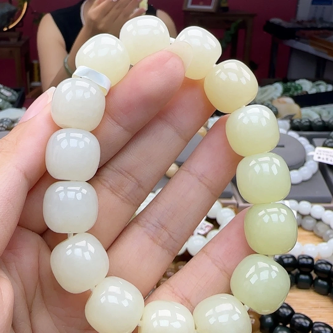 手链未镶嵌和田玉