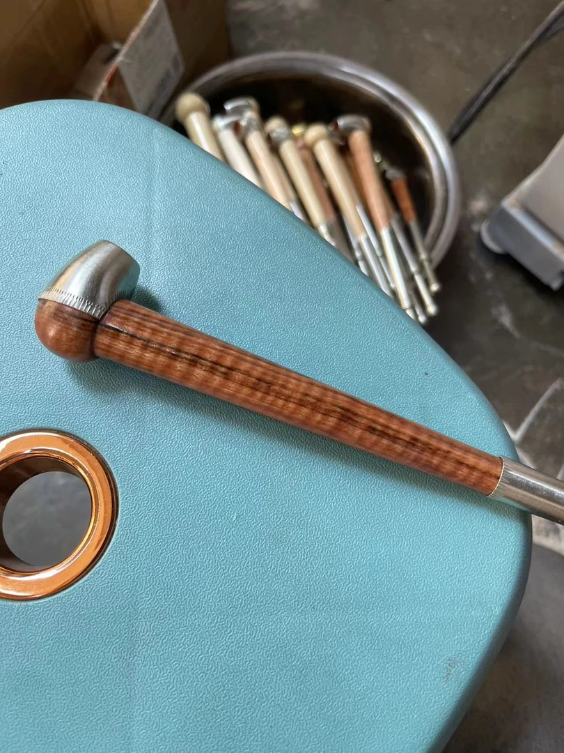 工艺品烟杆27.4公分皮烟款