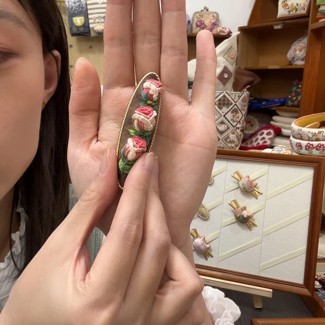 毛绒钩织刺绣手工包包玩偶居家用品