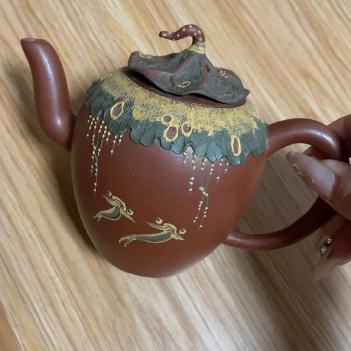 茶壶底槽青紫砂艺术作品
