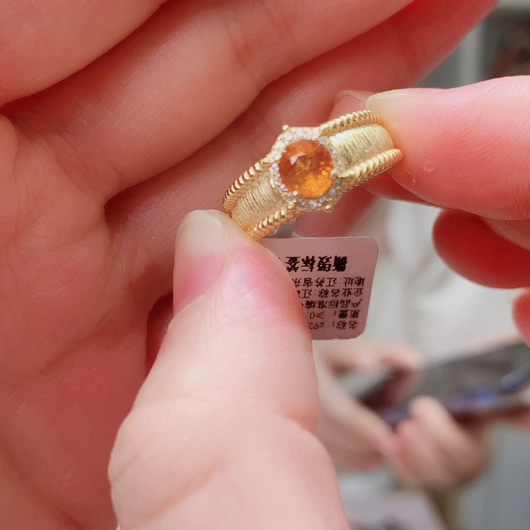 戒指银S925镶嵌石榴石（芬达石）