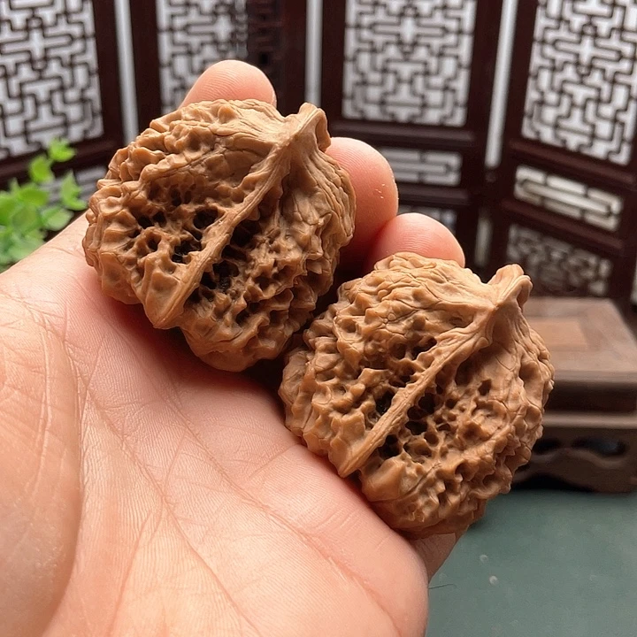 上***叔把件文玩核桃座山雕