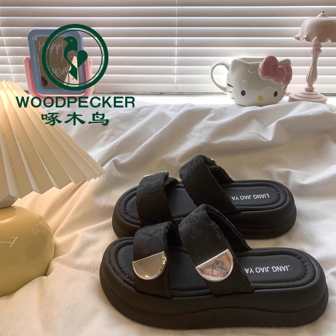 啄木鸟松糕厚底凉拖鞋女夏季2025新款复古高级感百搭一字沙滩拖鞋