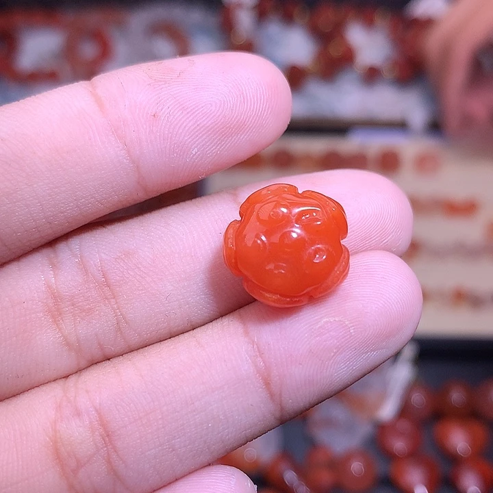 南红玛瑙未镶嵌珠宝半成品莲花