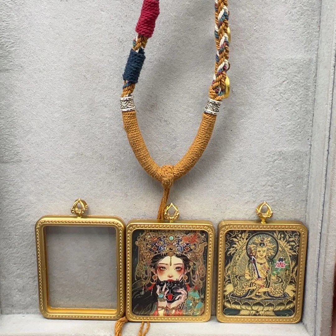 吊坠陈****佳铜双面扎基虚空绳子10