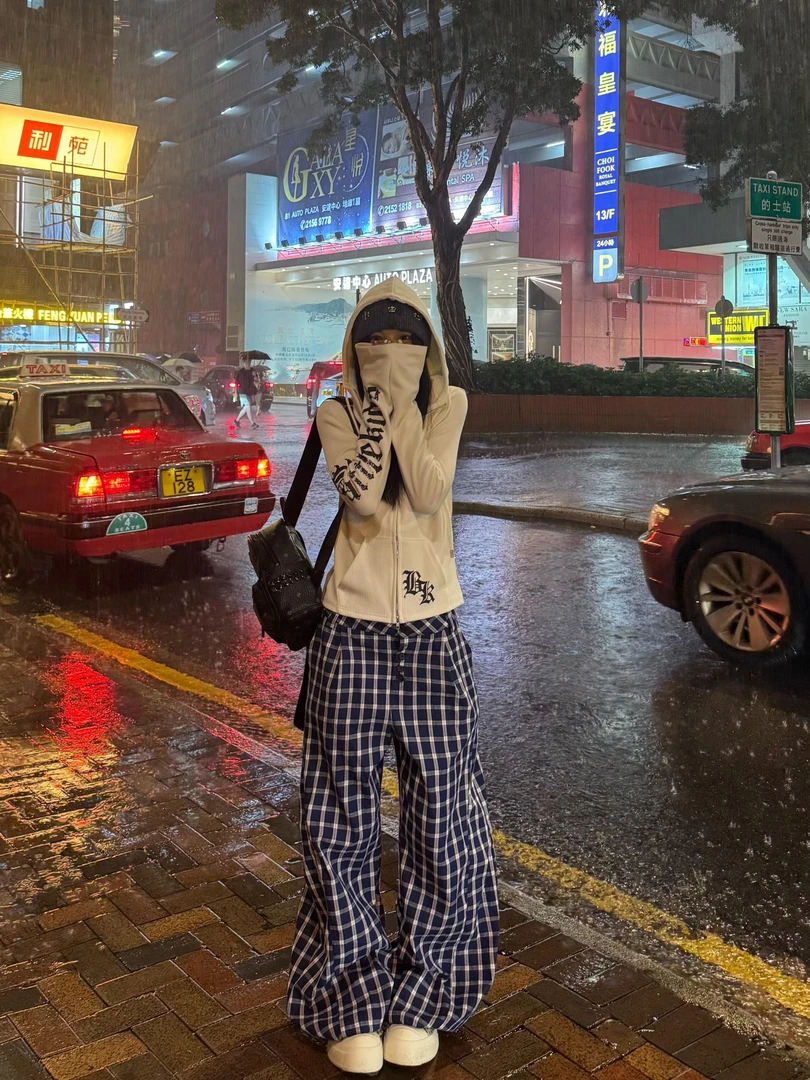 美式复古字母印花长袖连帽卫衣女秋季新款宽松休闲百搭上衣外套