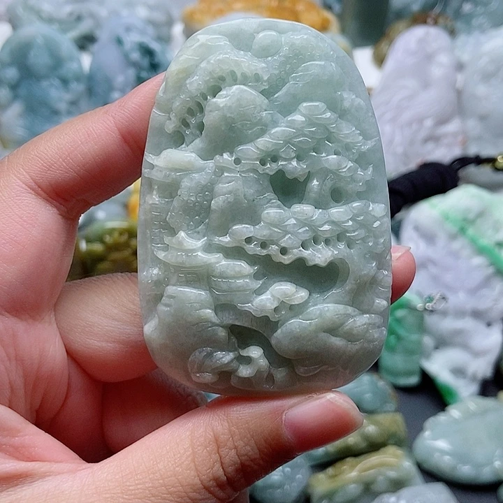 翡翠未镶嵌颈饰翡翠