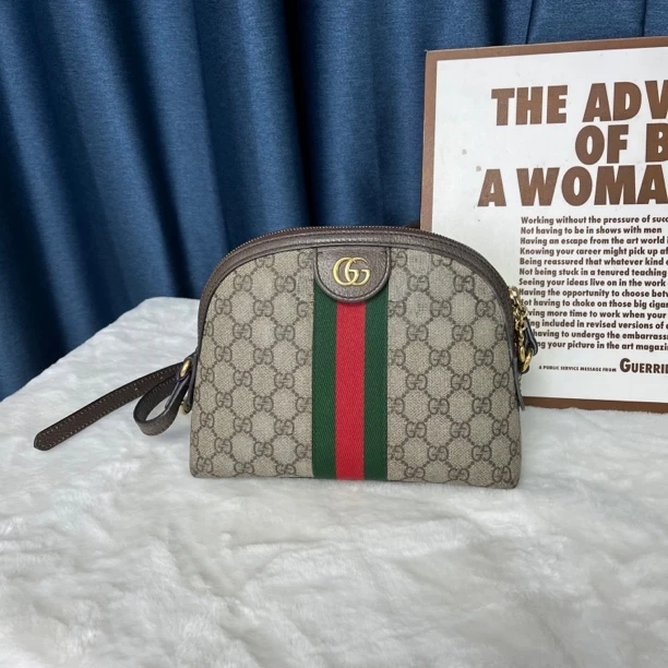 95新 GUCCI/古驰 G专属/古驰贝壳斜挎包/28004