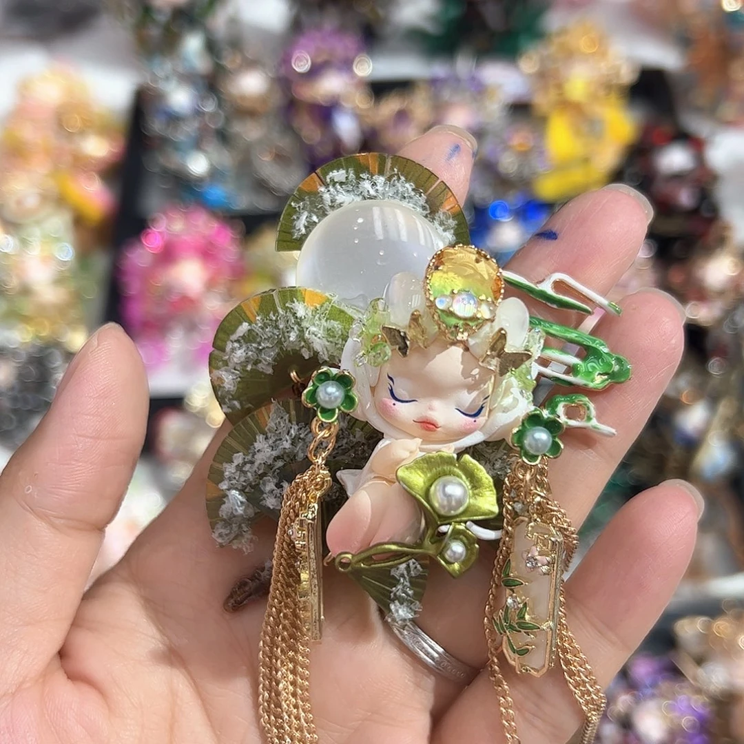毛绒绿色松树改娃