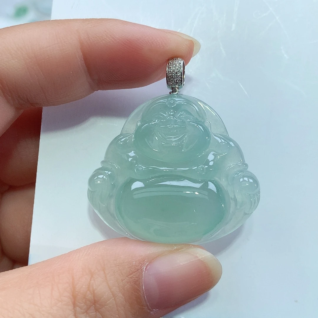 翡翠18K金镶嵌颈饰佛