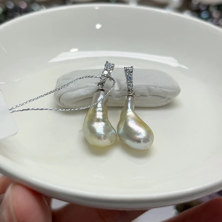 银S925镶嵌耳饰海水珍珠keshi 99号