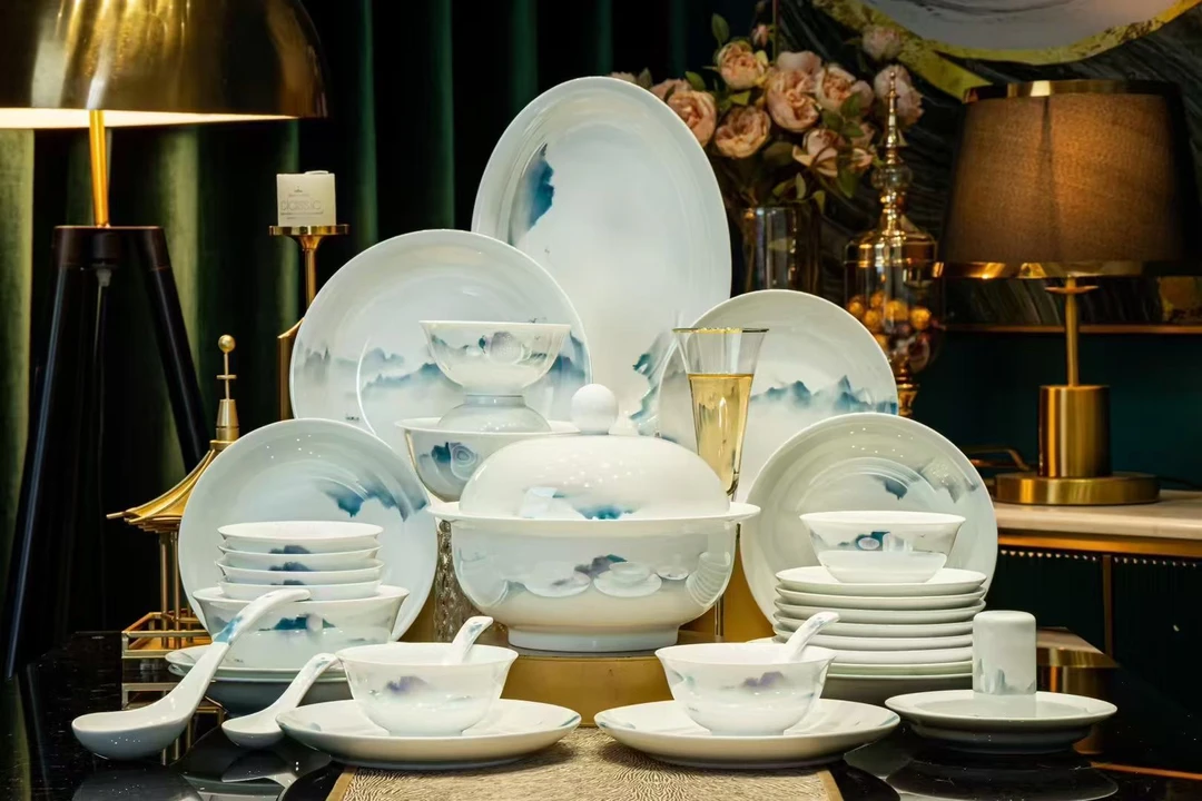 景德镇高温58头餐具送礼礼品套装餐具