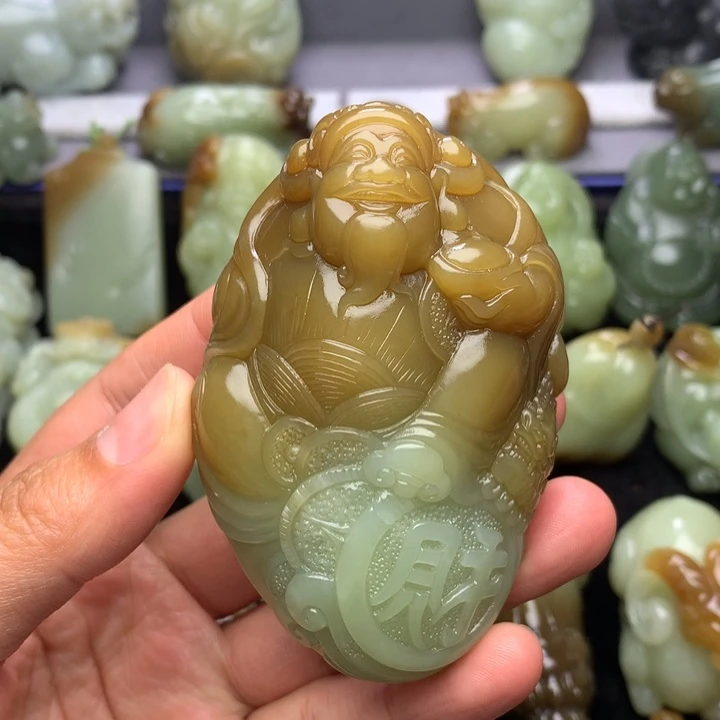 未镶嵌和田玉把件