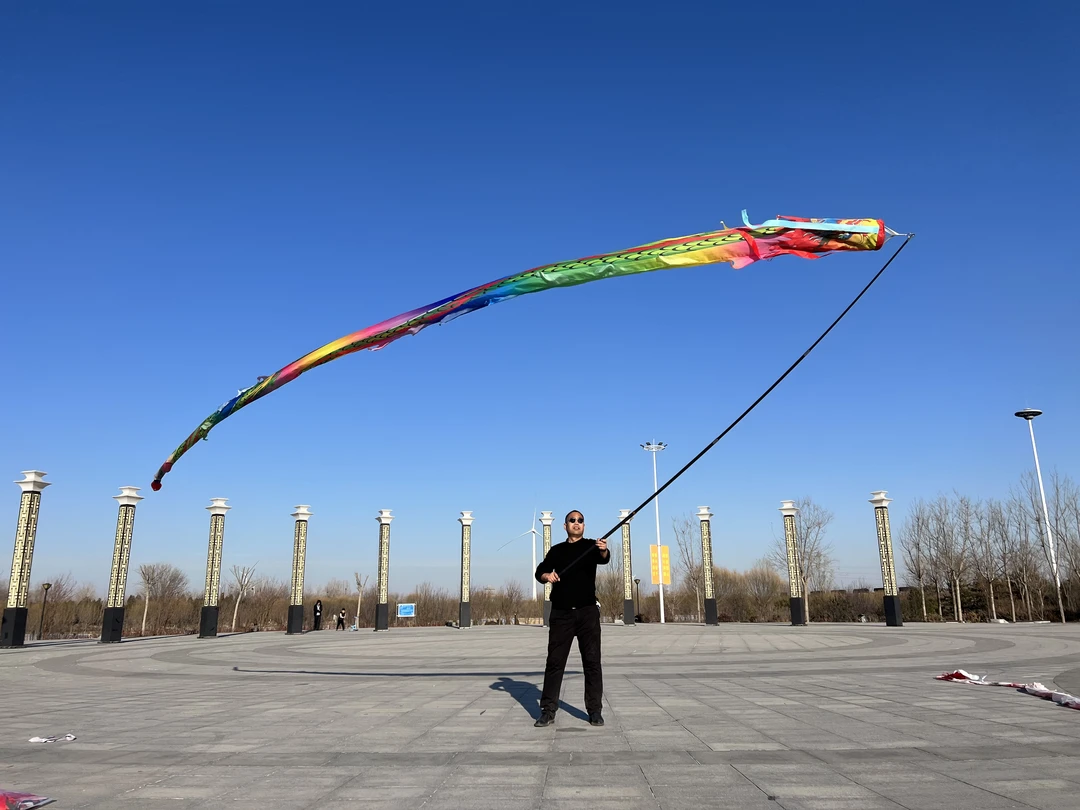 广场彩带中老年表演高杆龙彩绸舞龙道具