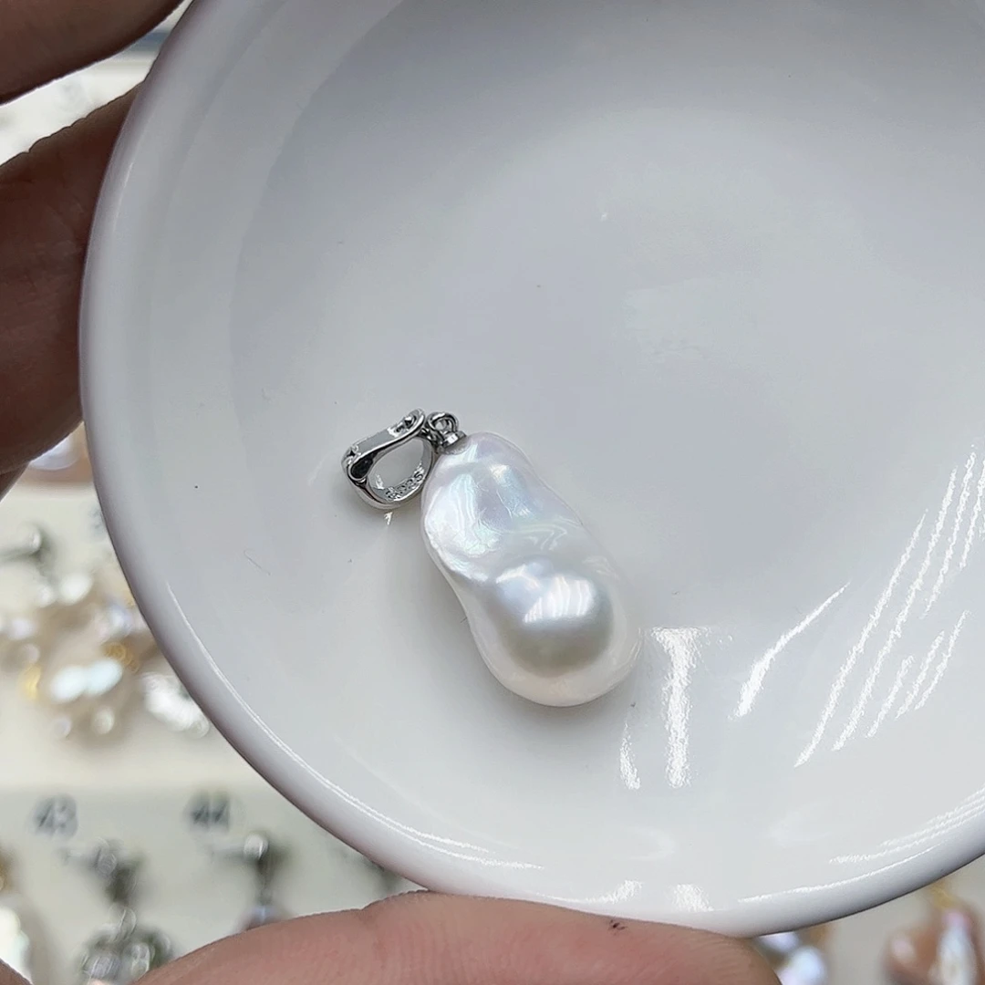 淡水珍珠吊坠(不含链)未镶嵌圆****?18