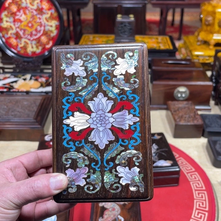 紫檀木类成套家具