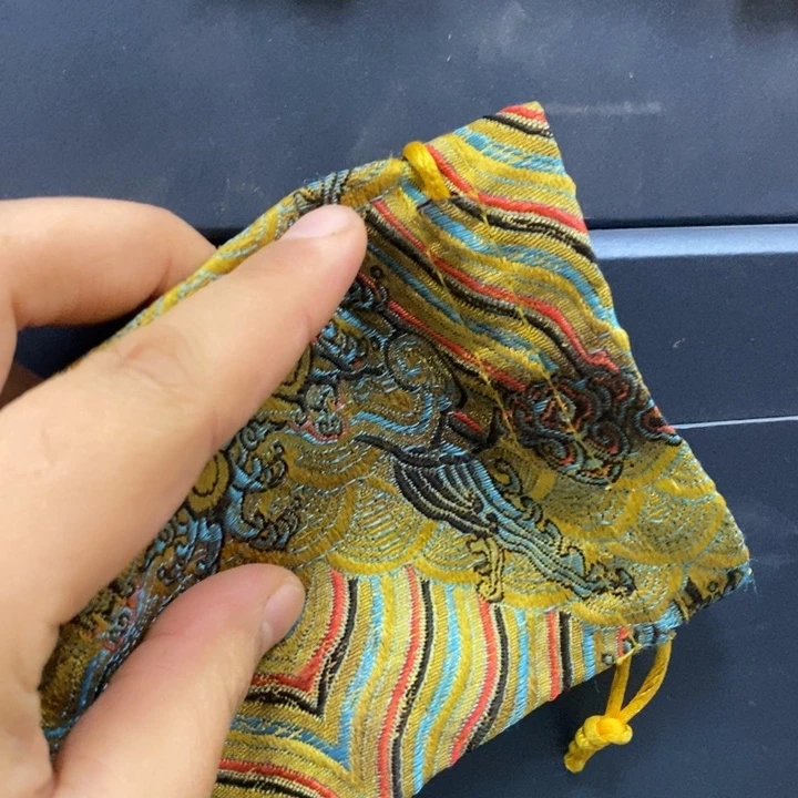 织绣哈哈哈哈我的天啊