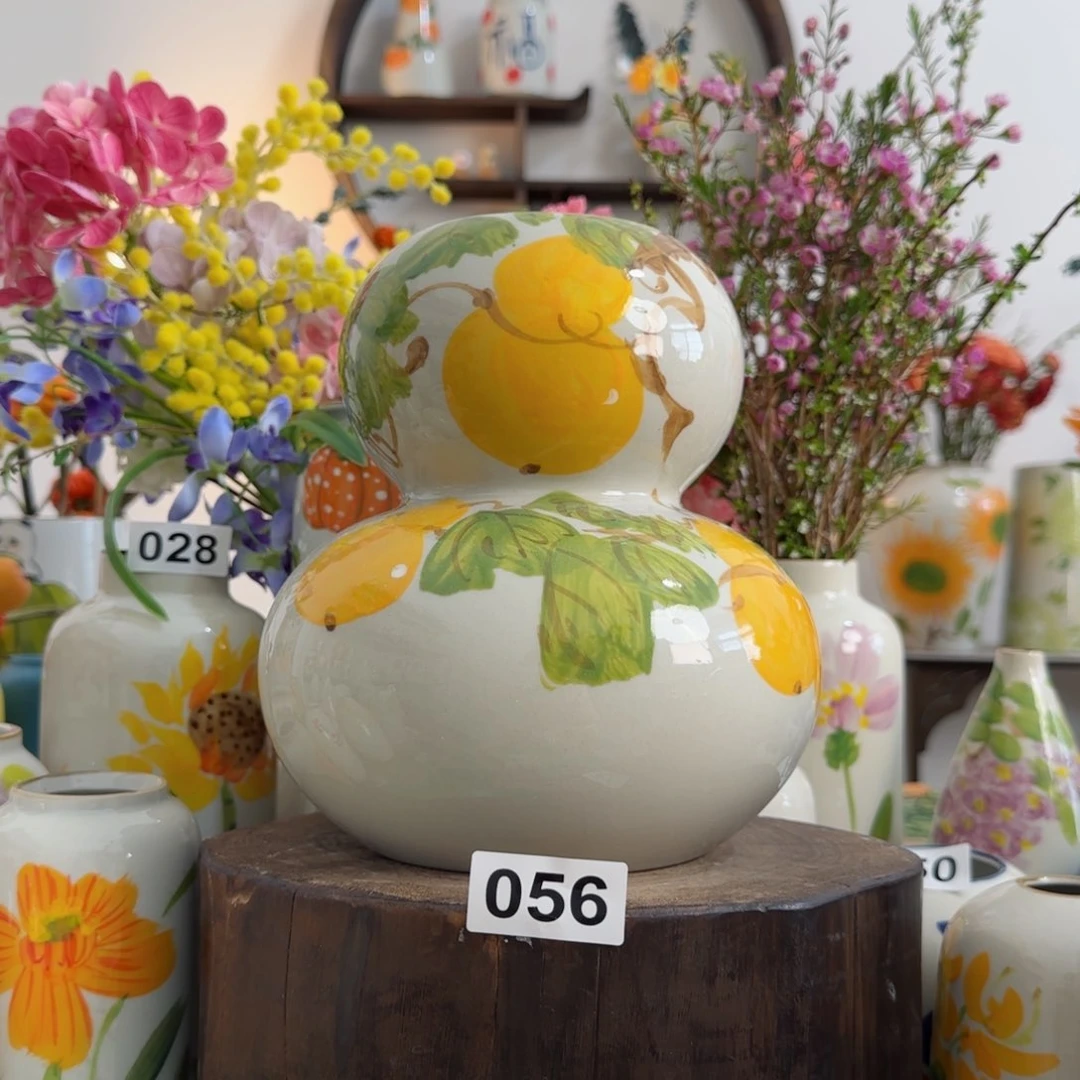 摆件景德镇陶瓷手绘小花瓶摆件无孔