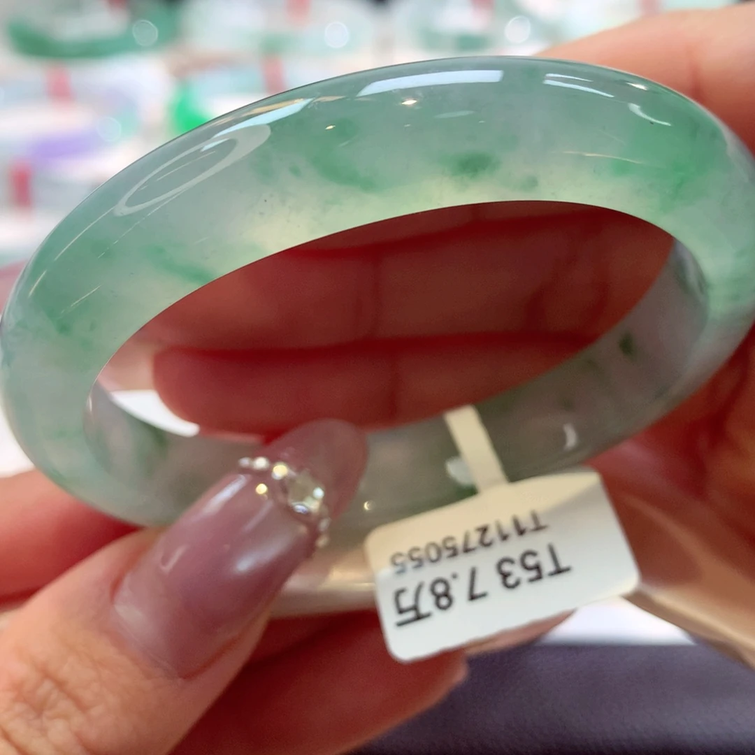 未镶嵌手镯（贵妃镯）翡翠贵妃5号66