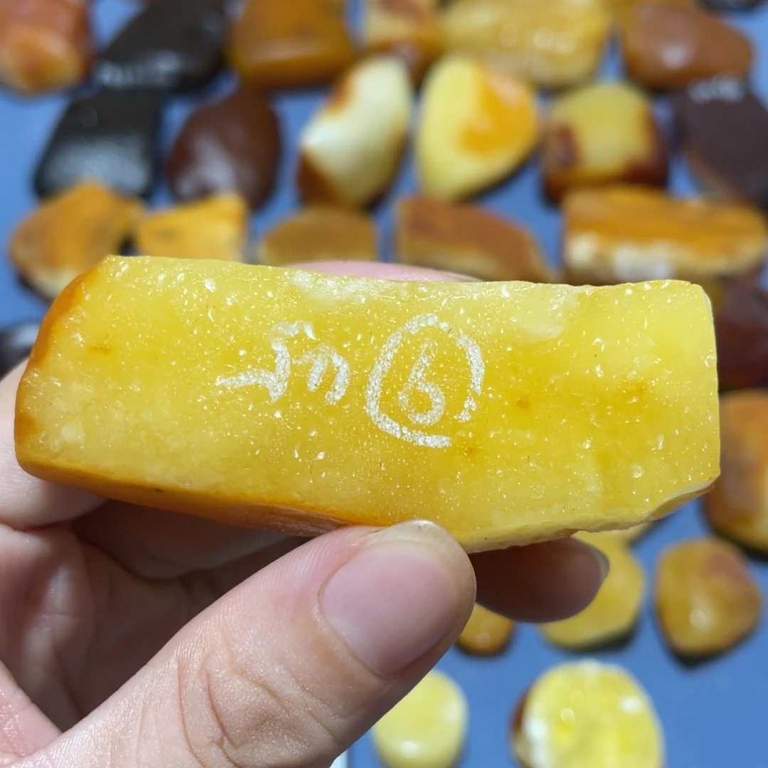 未镶嵌定制蜜蜡随形