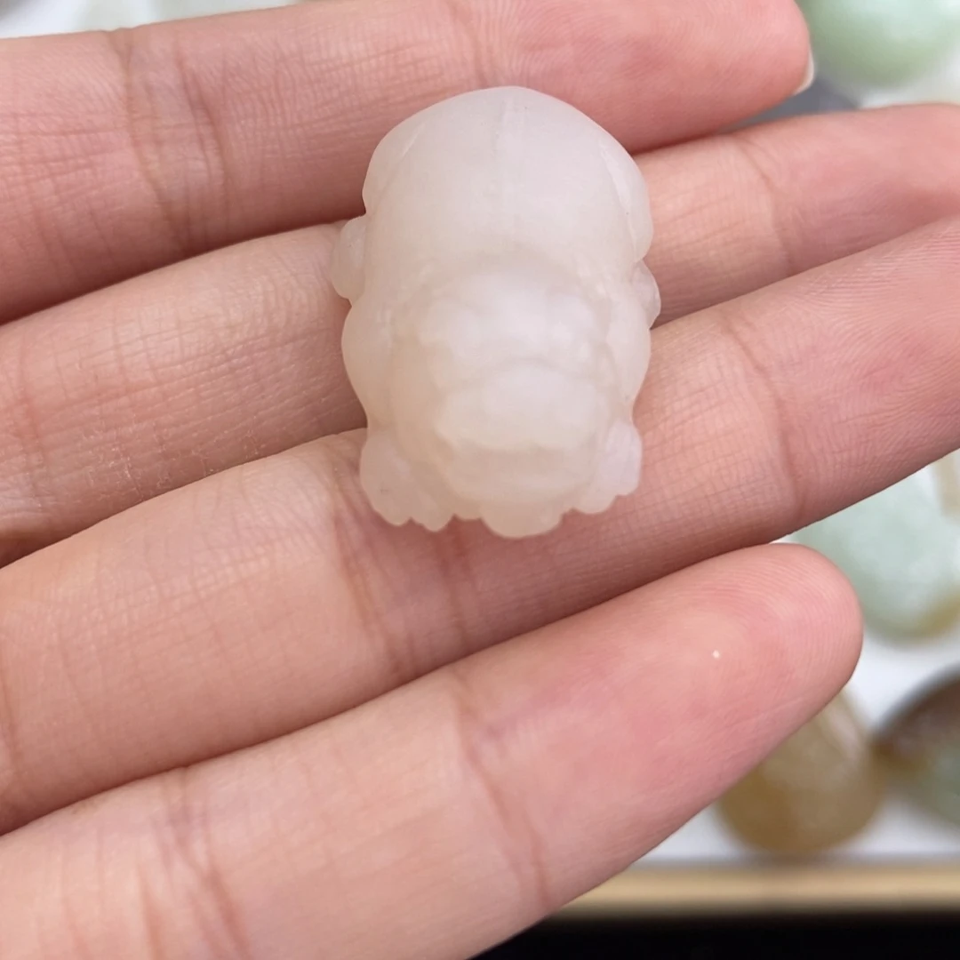 和田玉吊坠未镶嵌