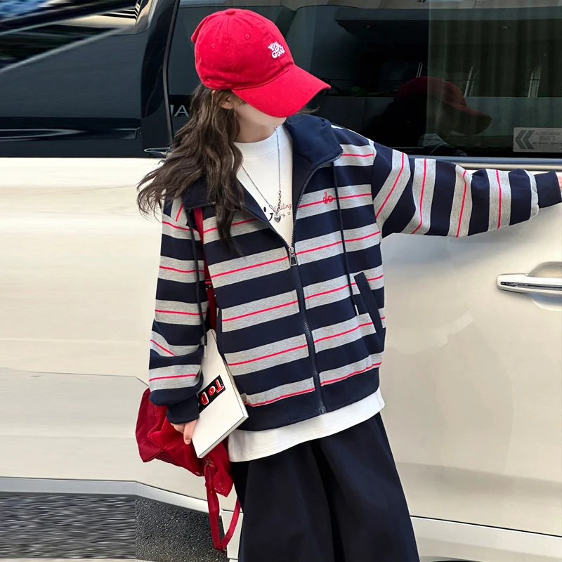 女童秋装外套2025新款儿童休闲条纹连帽卫衣中大童撞色宽松上衣潮