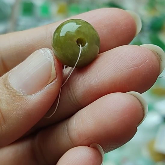 翡翠未镶嵌颈饰6