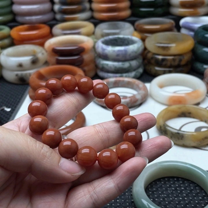 石英岩玉手镯未镶嵌