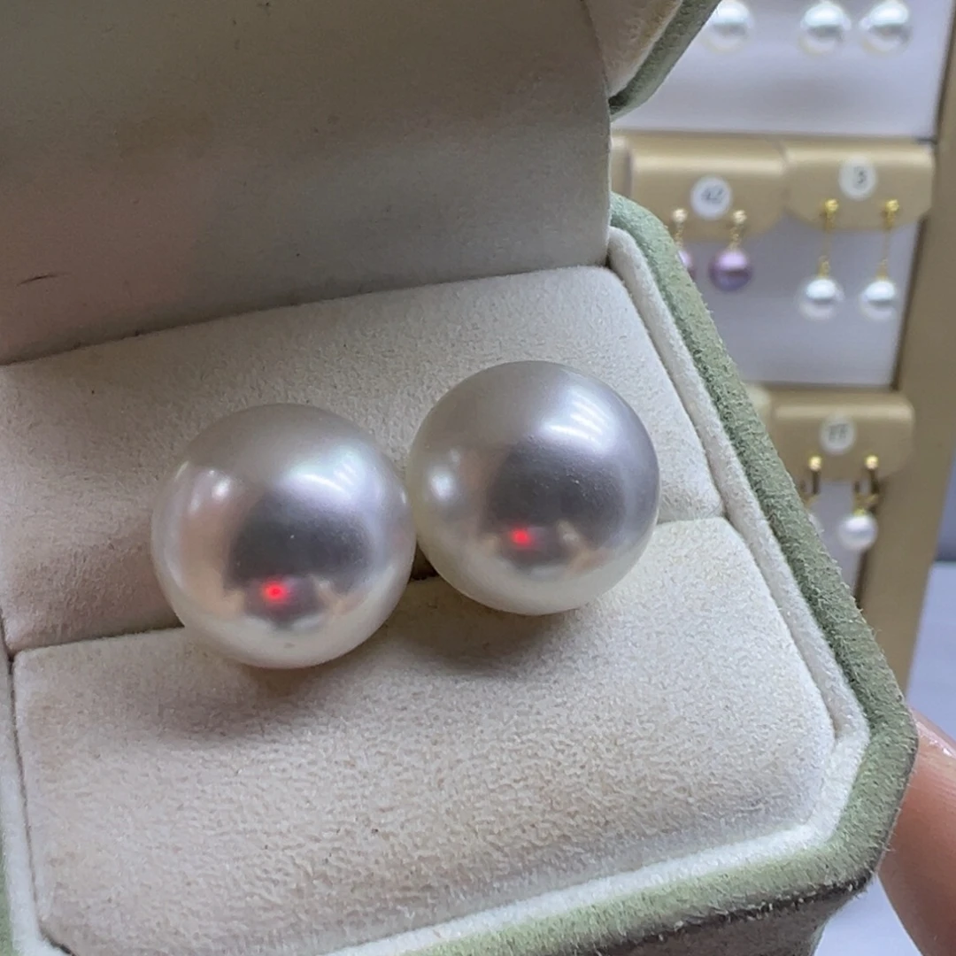 银S925镶嵌耳饰淡水珍珠