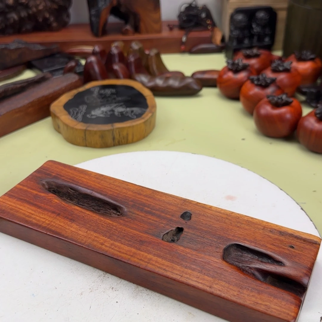 大果紫檀（缅甸花梨）羽****饰