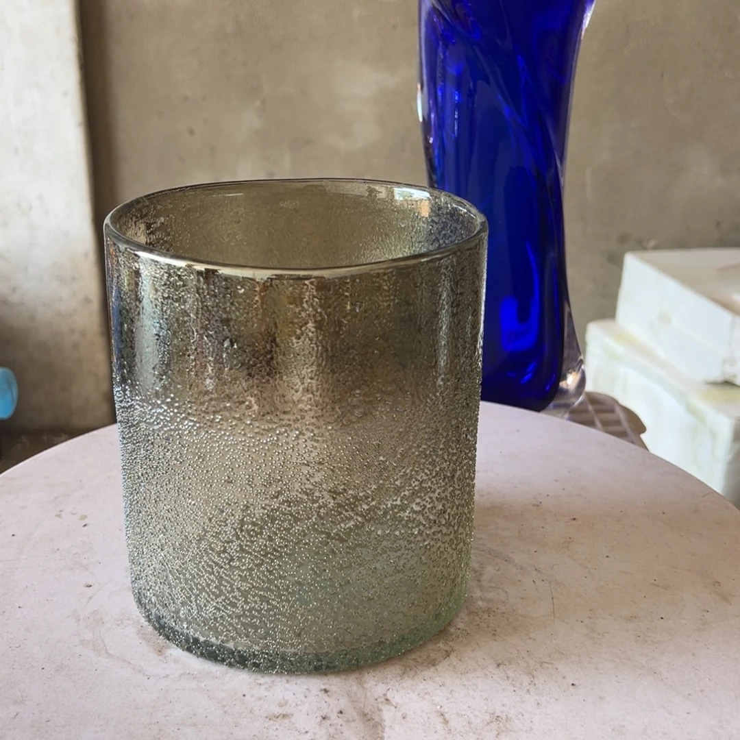 弘扬琉璃花器微瑕高度15