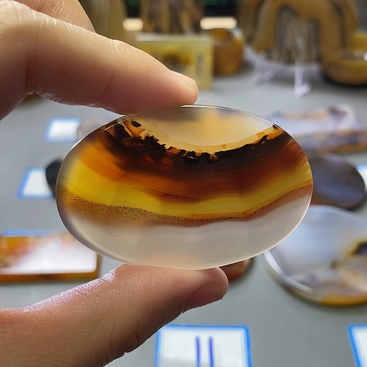 玛瑙/玉髓未镶嵌珠宝半成品20