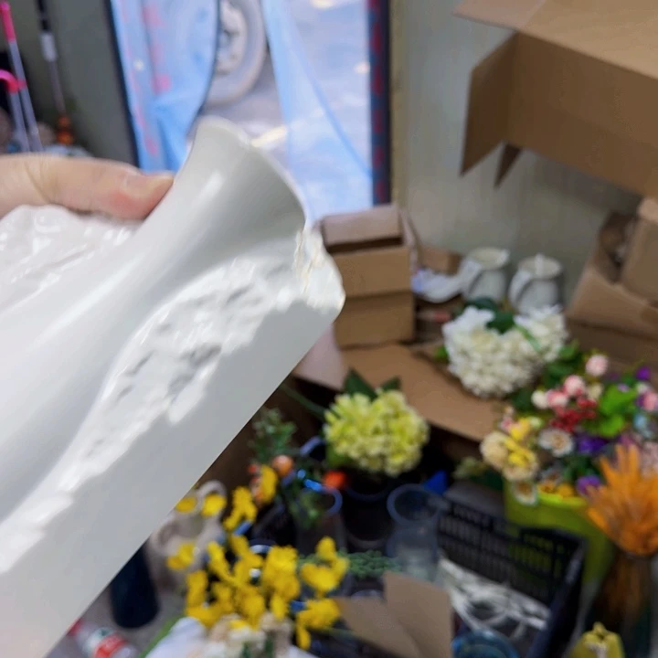 好看的陶瓷花瓶好看的陶瓷花瓶