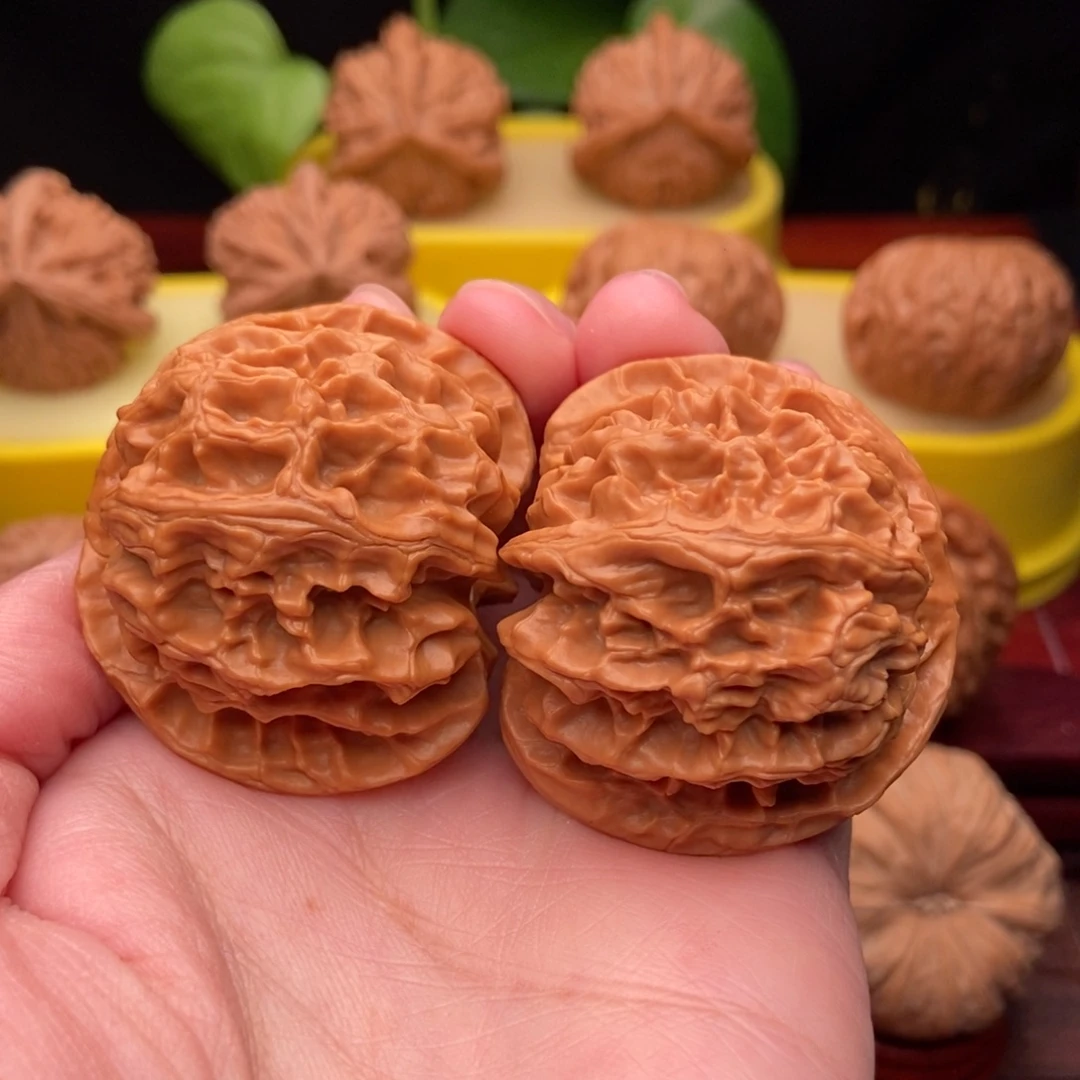 R***宇文玩核桃把件精品老树苹果园43